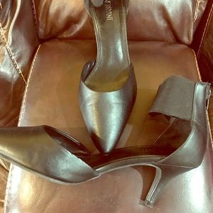 Cute Ankle Strap Pump!!